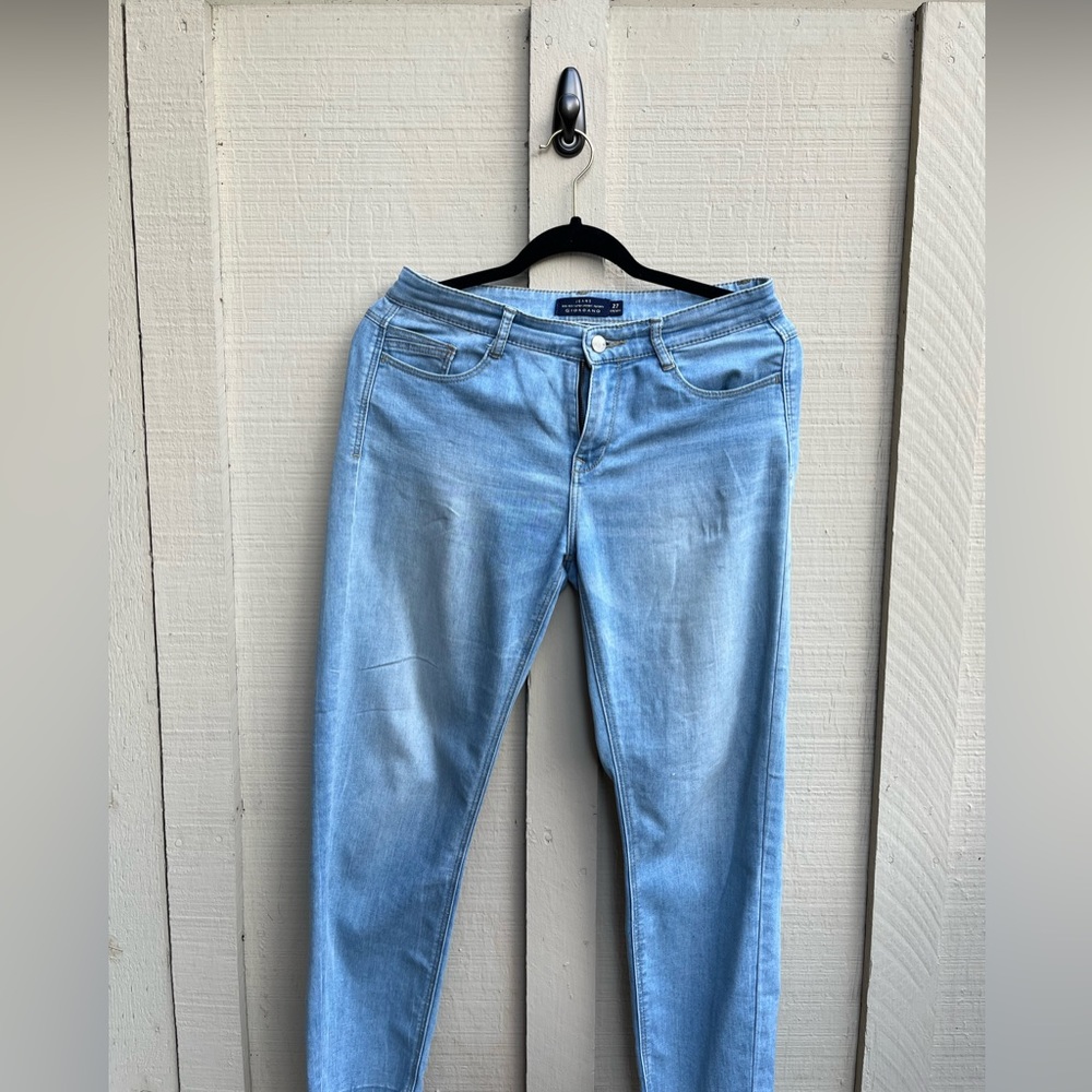 Giordano Mid Rise Audrey Super Skinny Jeans in Medium Wash